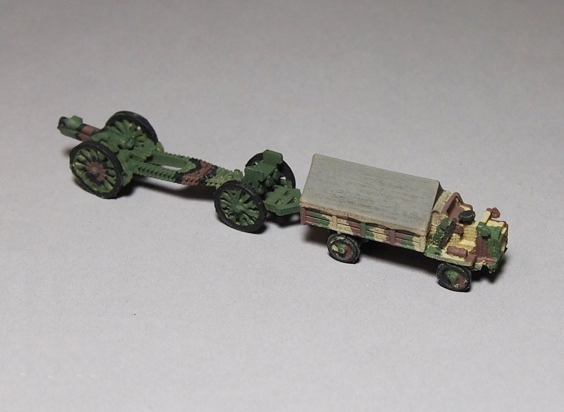 FWD Tractor /w 6 inch howitzer (camo)